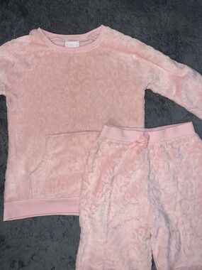 BCBGirls Pink Plush Leopard-Texture Kids Pajama Set